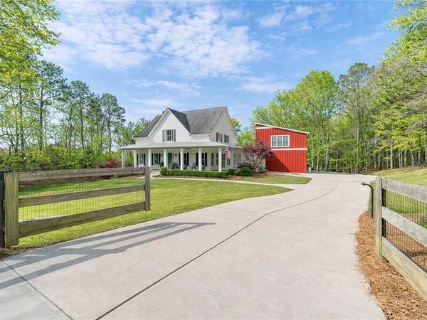 220 Audreys Way , Suwanee, GA 30024