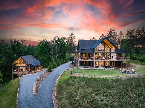 278 Oakwood Lane , Ellijay, GA 30540
