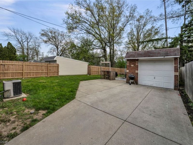 1403 Tuxedo Avenue, Parma, OH 44134 Photo 23