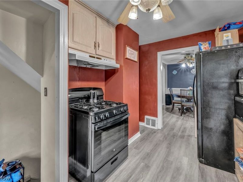 1403 Tuxedo Avenue, Parma, OH 44134 Photo 5