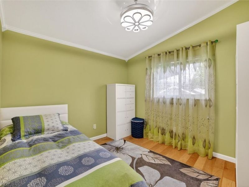 1178 Golden Gate Boulevard, Mayfield Heights, OH 44124 Photo 21