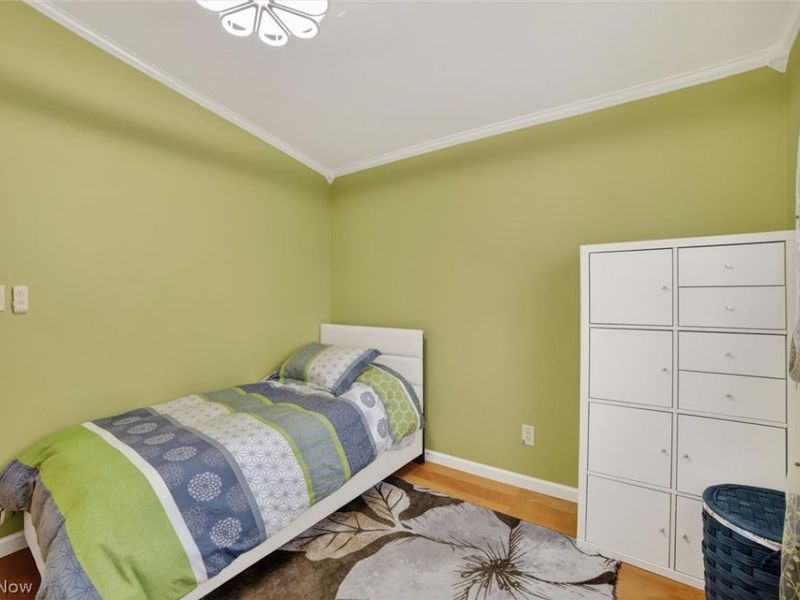 1178 Golden Gate Boulevard, Mayfield Heights, OH 44124 Photo 22