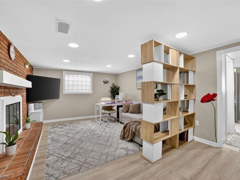 1178 Golden Gate Boulevard, Mayfield Heights, OH 44124 Photo 24