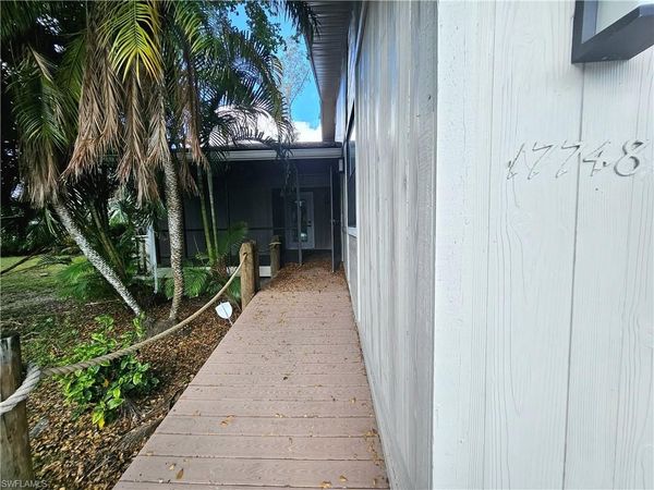 17748 port boca CT , FORT MYERS, FL 33908