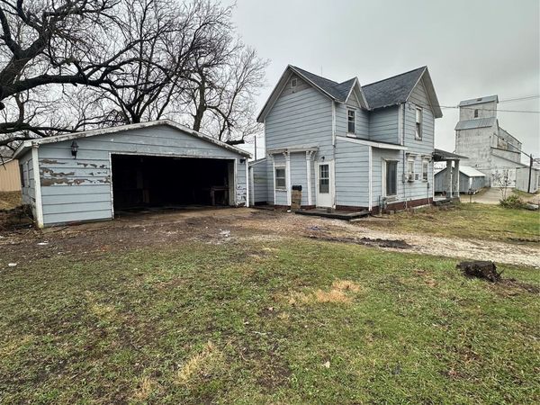 102 E Locust Street, Ogden, IA 50212