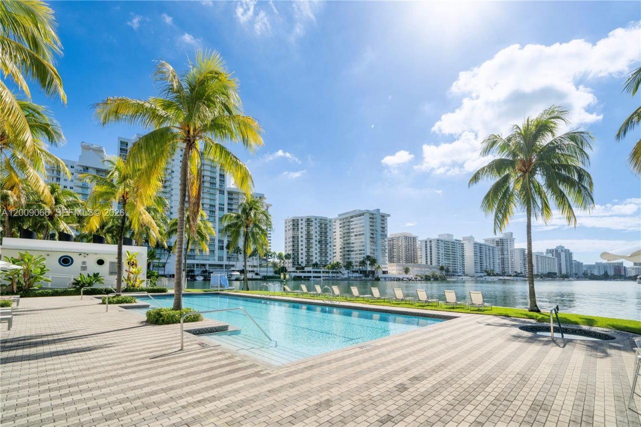 6101 Aqua Ave, Unit 903, Miami Beach, FL 33141 Photo