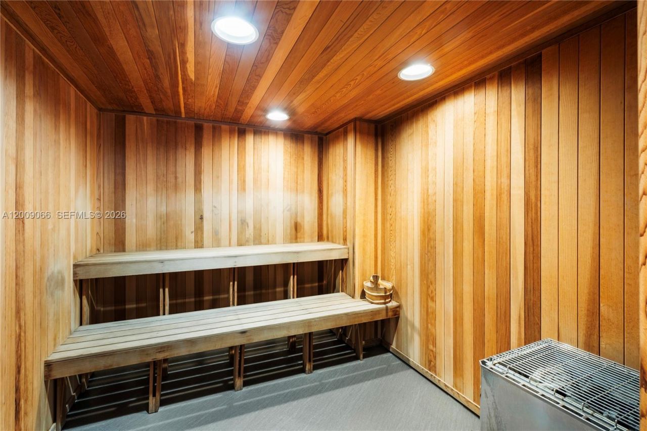 6101 Aqua Ave, Unit 903, Miami Beach, FL 33141 Photo