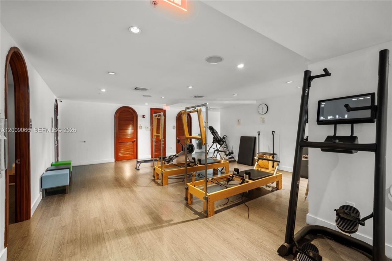 6101 Aqua Ave, Unit 903, Miami Beach, FL 33141 Photo