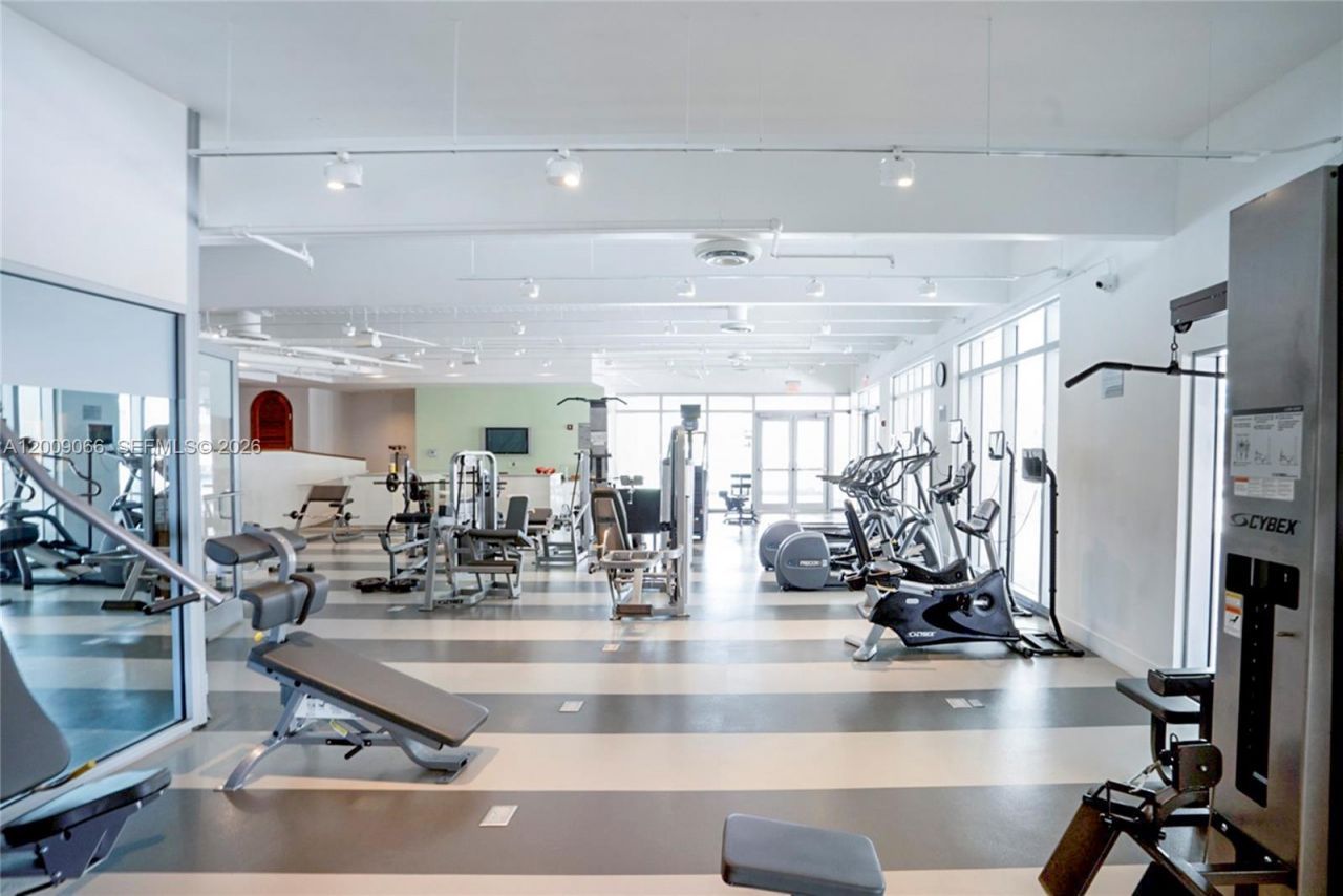 6101 Aqua Ave, Unit 903, Miami Beach, FL 33141 Photo