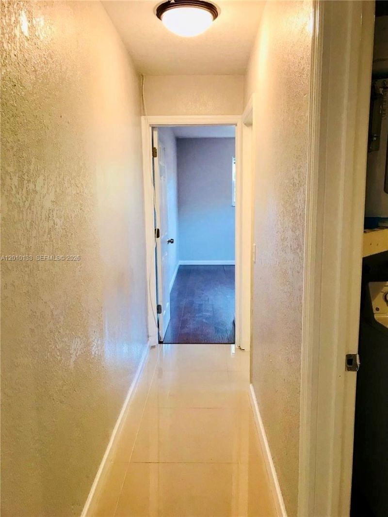 944 NW 51st St, Unit 1, Miami, FL 33127 Photo
