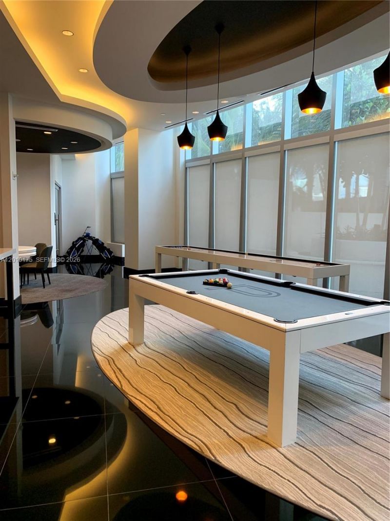 851 NE 1st Ave , Unit 2700, Miami, FL 33132 Photo