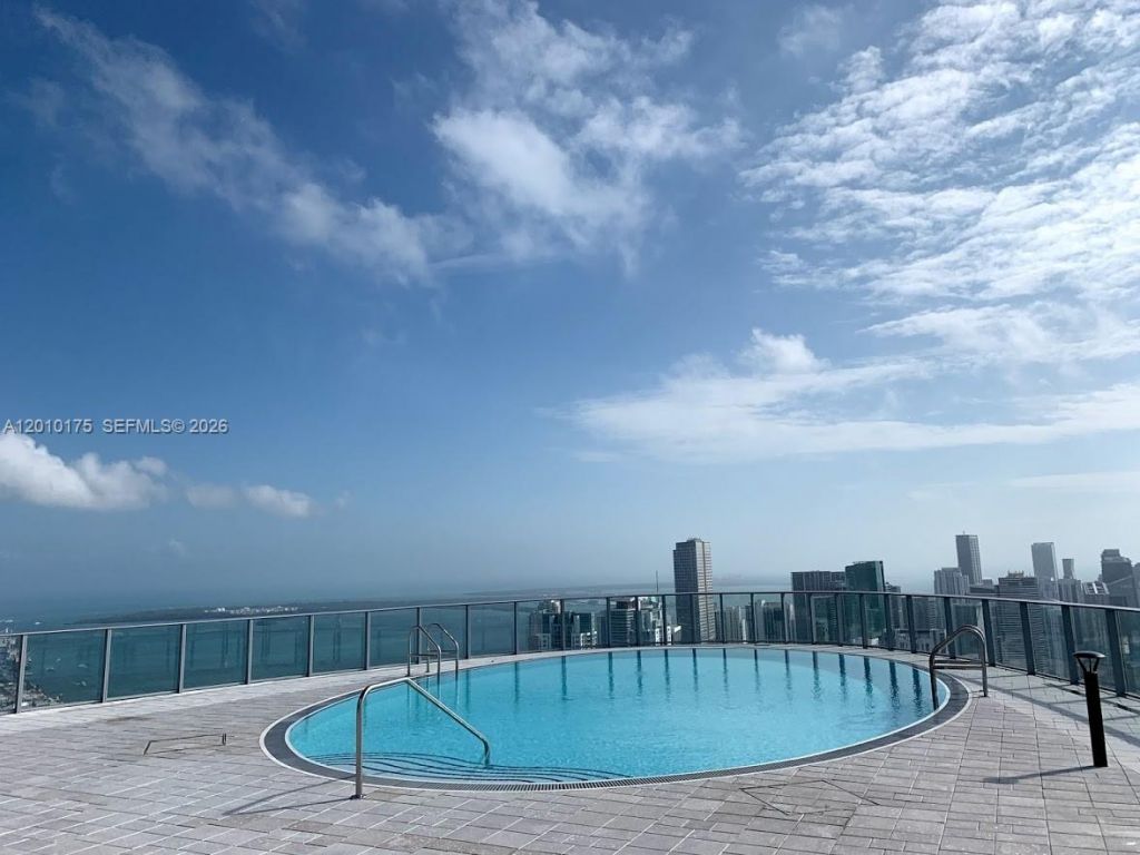851 NE 1st Ave , Unit 2700, Miami, FL 33132 Photo