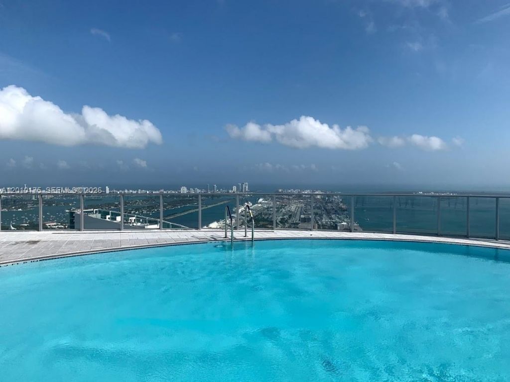 851 NE 1st Ave , Unit 2700, Miami, FL 33132 Photo