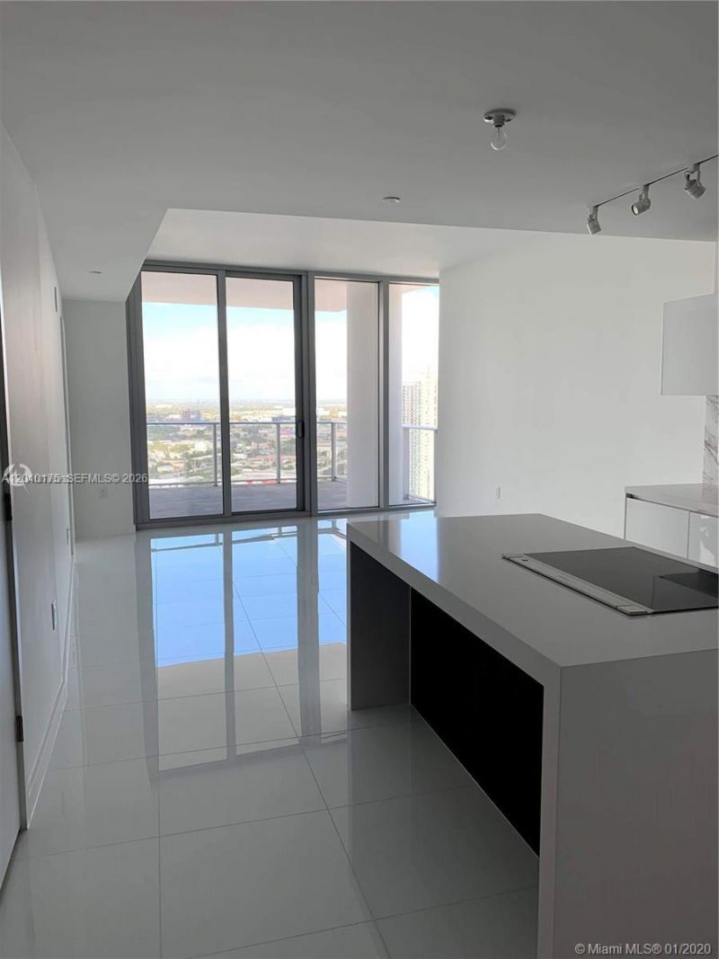851 NE 1st Ave , Unit 2700, Miami, FL 33132 Photo