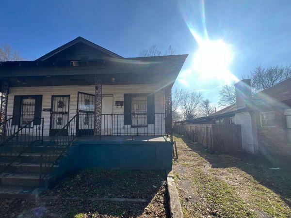 33-35 E DAVANT AVE, Memphis, TN 38109