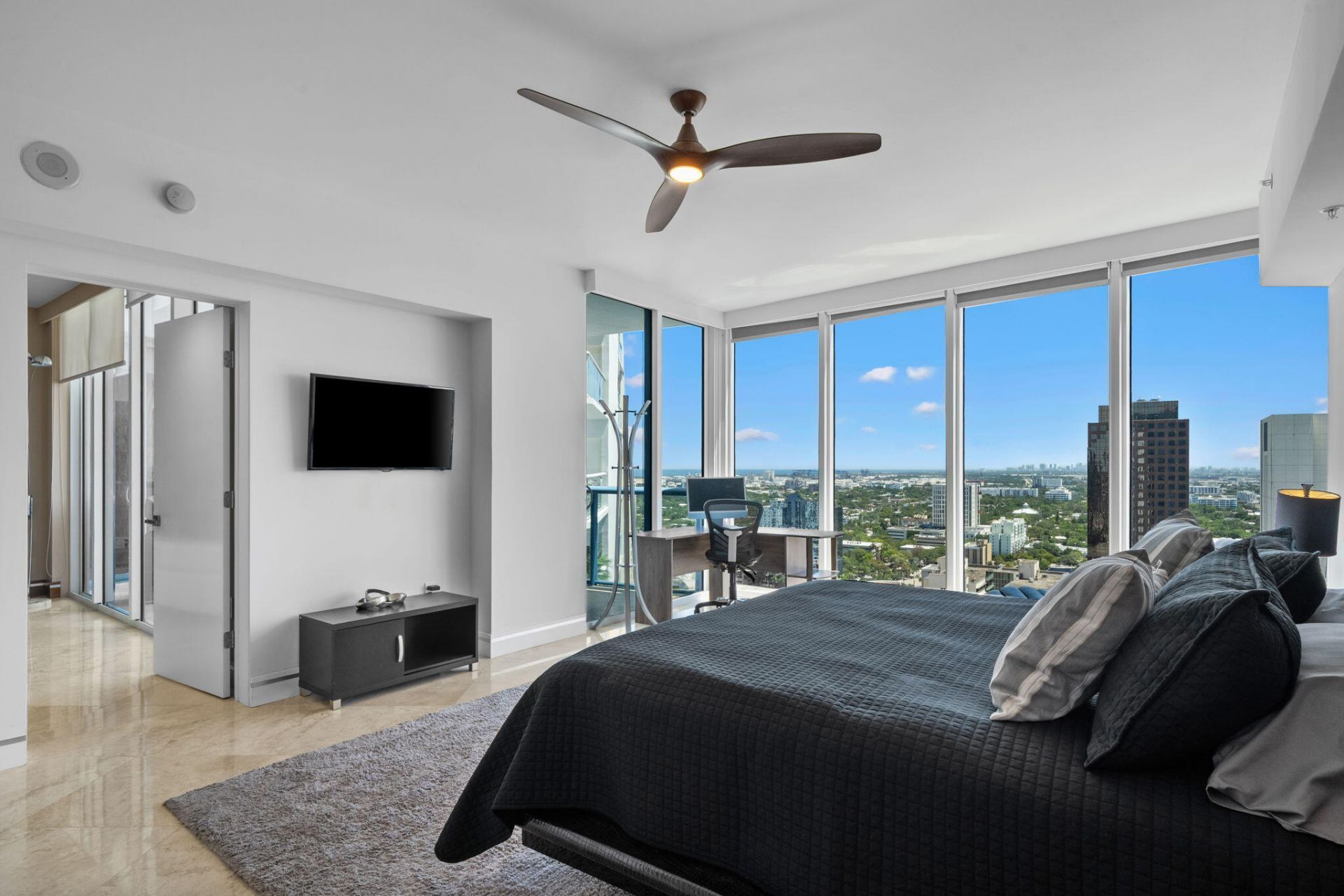333 Las Olas Way, Unit 2904, Fort Lauderdale, FL 33301 Photo