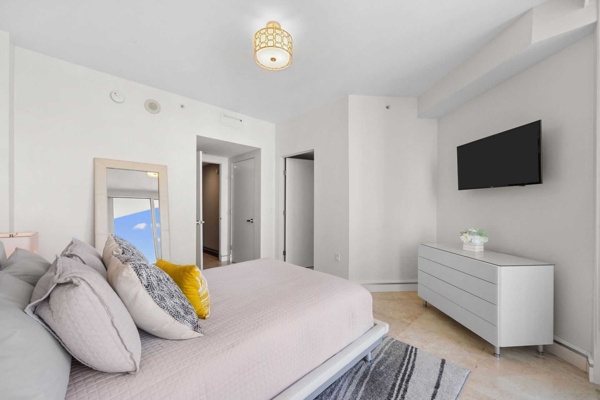333 Las Olas Way, Unit 2904, Fort Lauderdale, FL 33301 Photo