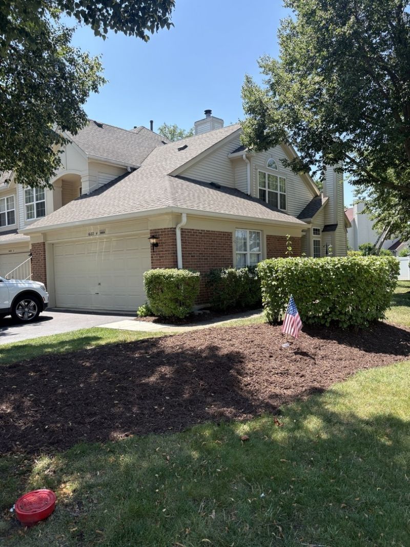 1602 Columbia Circle, Unit 4, Bartlett, IL 60103 Main Photo