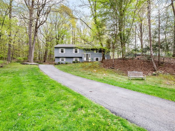 12 Westview Drive , Katonah, NY 10536