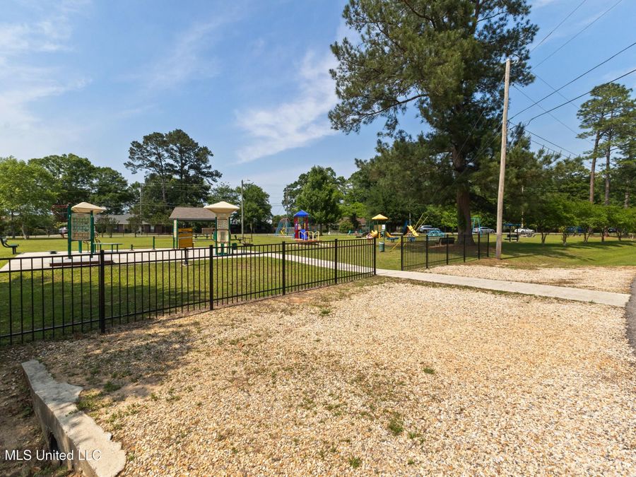 Property Image 31