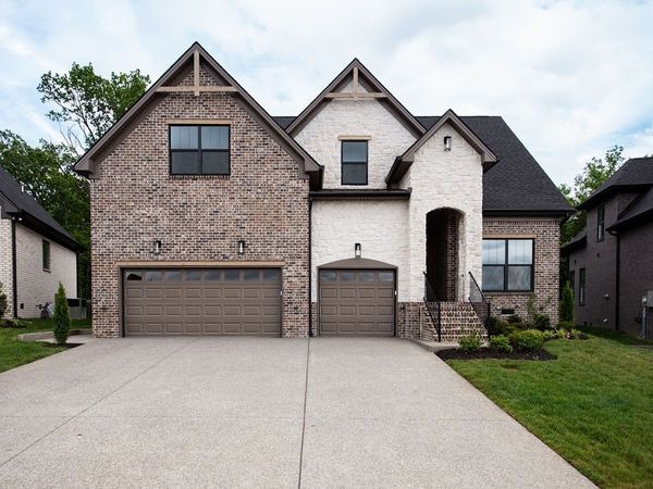 173 Karen Drive , Mount Juliet, TN 37122