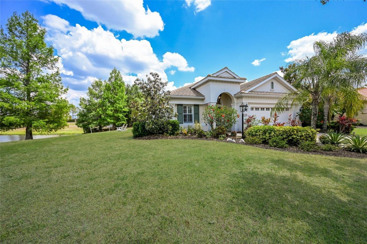 15422 Helmsdale Place, Lakewood Ranch, FL 34202 Photo