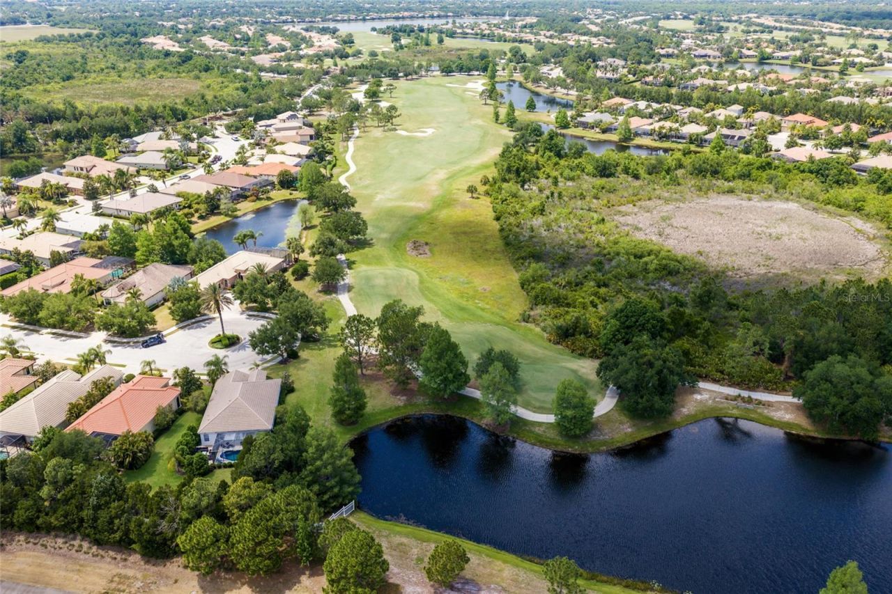 15422 Helmsdale Place, Lakewood Ranch, FL 34202 Photo