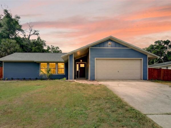 25302 GLEN EAGLES ST , SORRENTO, FL 32776