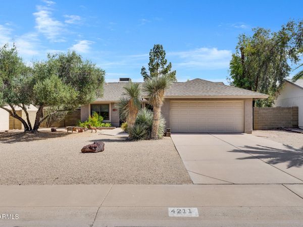 4211 E AHWATUKEE Drive, Phoenix, AZ 85044