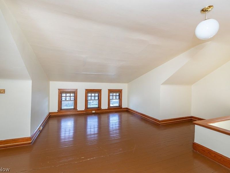 1252 Summit Avenue , Lakewood, OH 44107 Photo 17