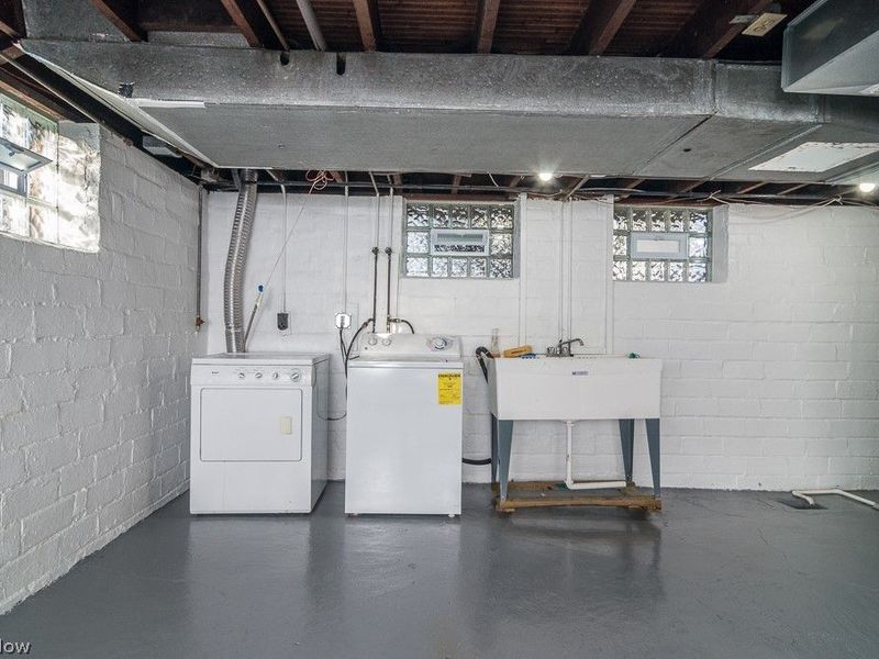 1252 Summit Avenue , Lakewood, OH 44107 Photo 19