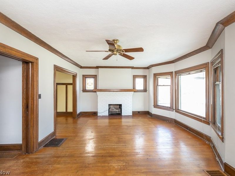 1252 Summit Avenue , Lakewood, OH 44107 Photo 2