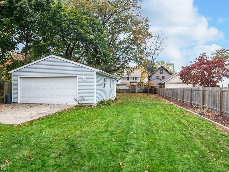 1252 Summit Avenue , Lakewood, OH 44107 Photo 23