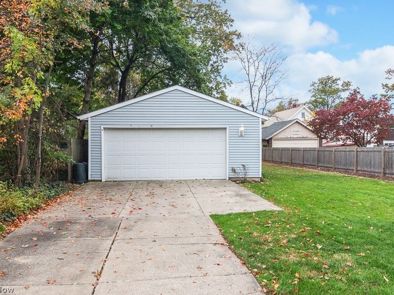 1252 Summit Avenue , Lakewood, OH 44107 Photo 24