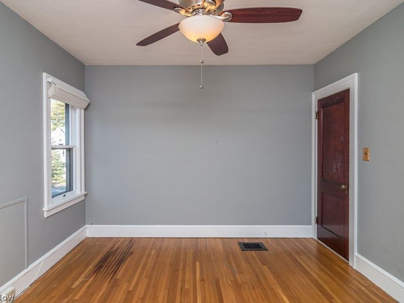 1252 Summit Avenue , Lakewood, OH 44107 Photo 9