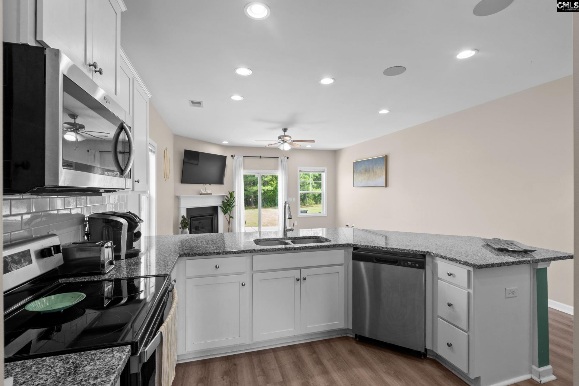 22 Eastfield Drive  Photo 7