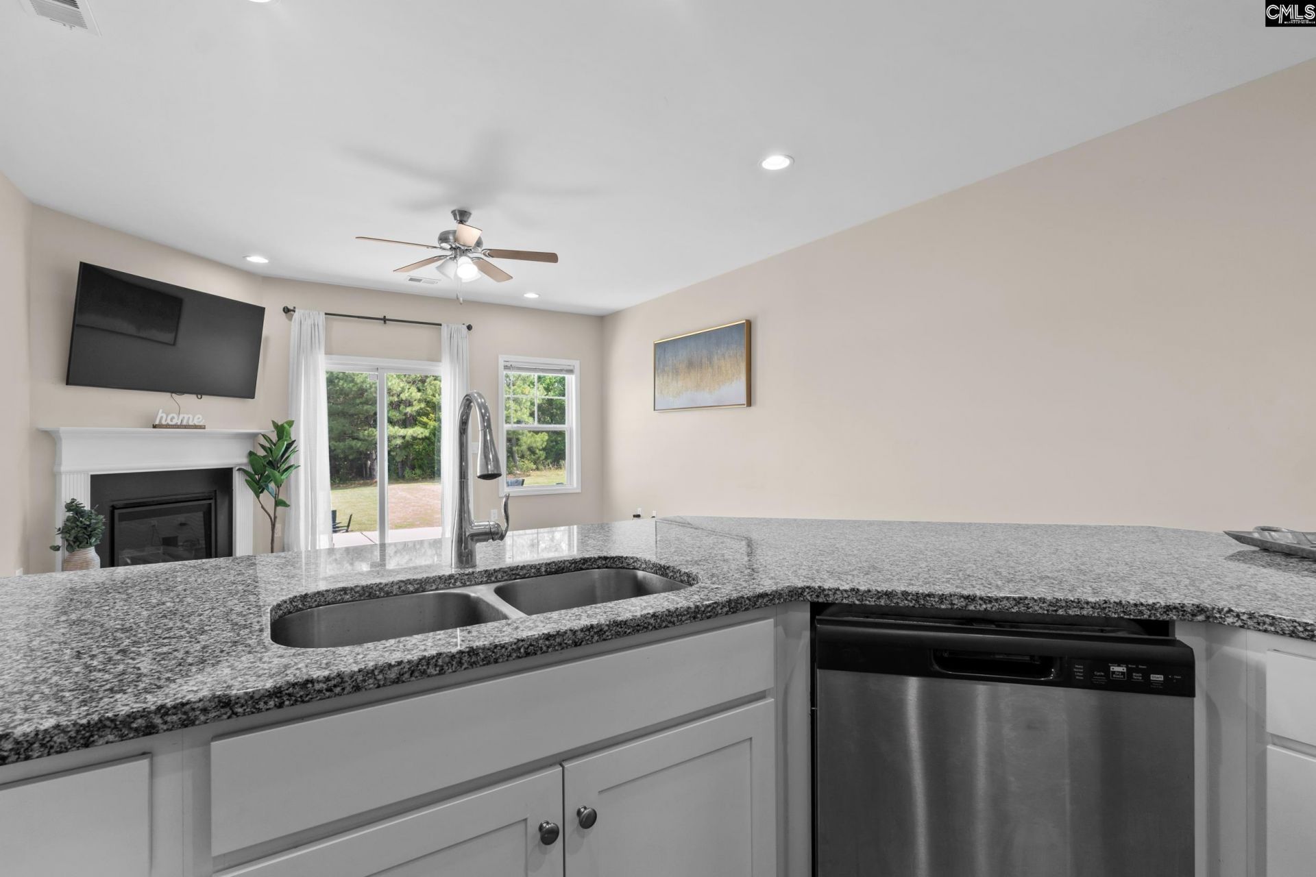 22 Eastfield Drive  Photo 8