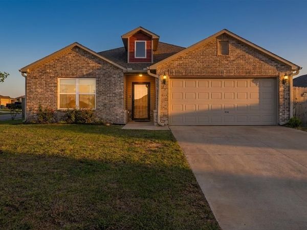 504 SE 4th Street, Newcastle, OK 73065