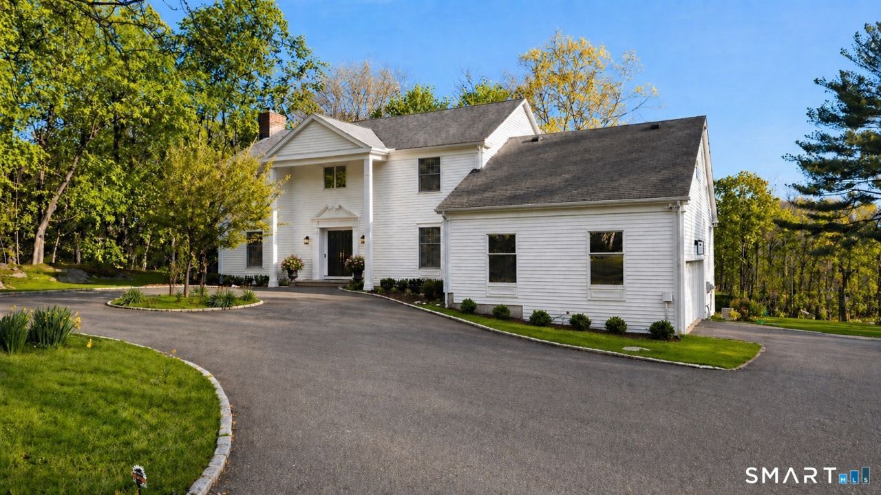 12 Ricki Beth, Greenwich, CT 06870 Main Photo