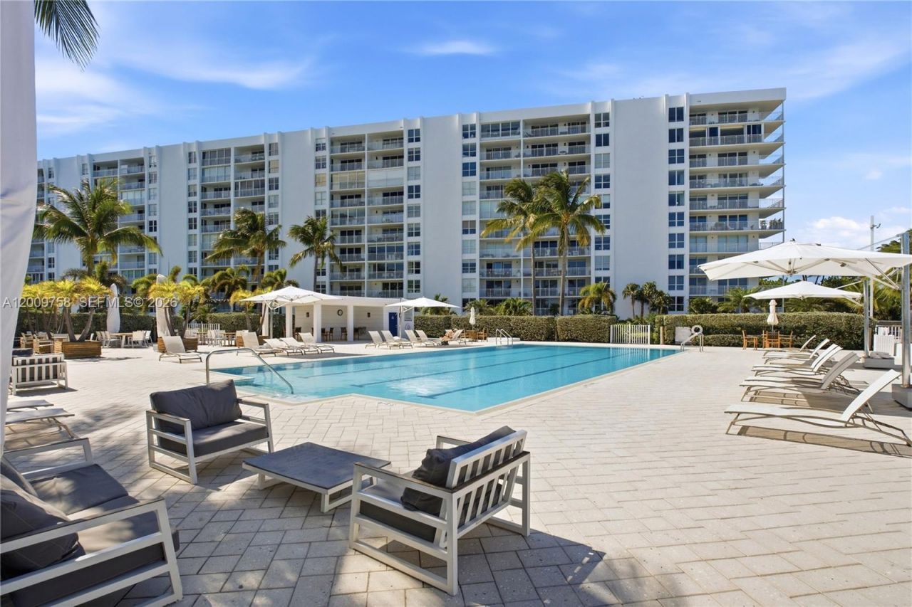 605 Ocean Dr , Unit 7L, Key Biscayne, FL 33149 Photo