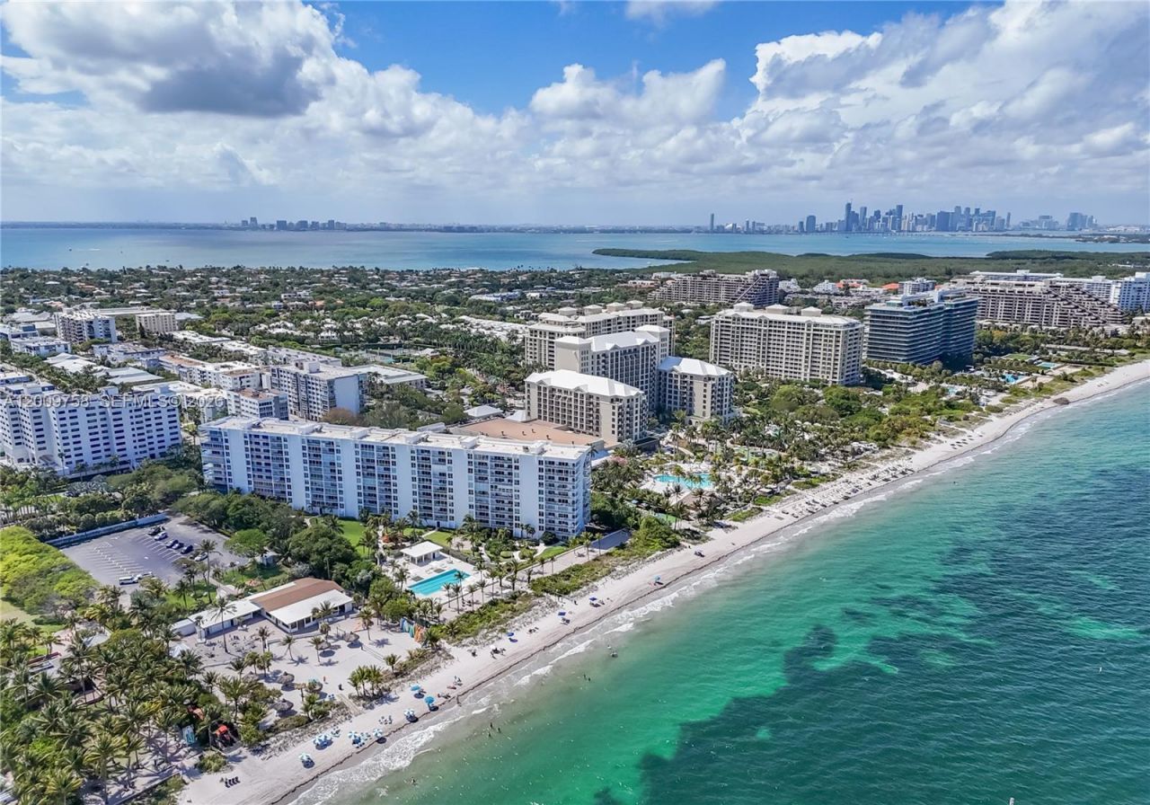 605 Ocean Dr , Unit 7L, Key Biscayne, FL 33149 Photo
