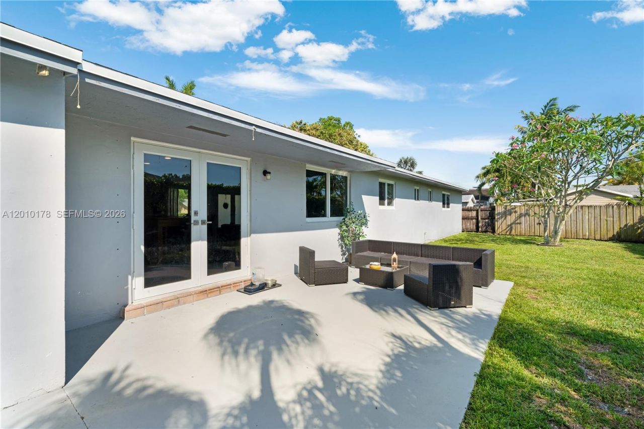 20010 Franjo Rd , Cutler Bay, FL 33189 Photo