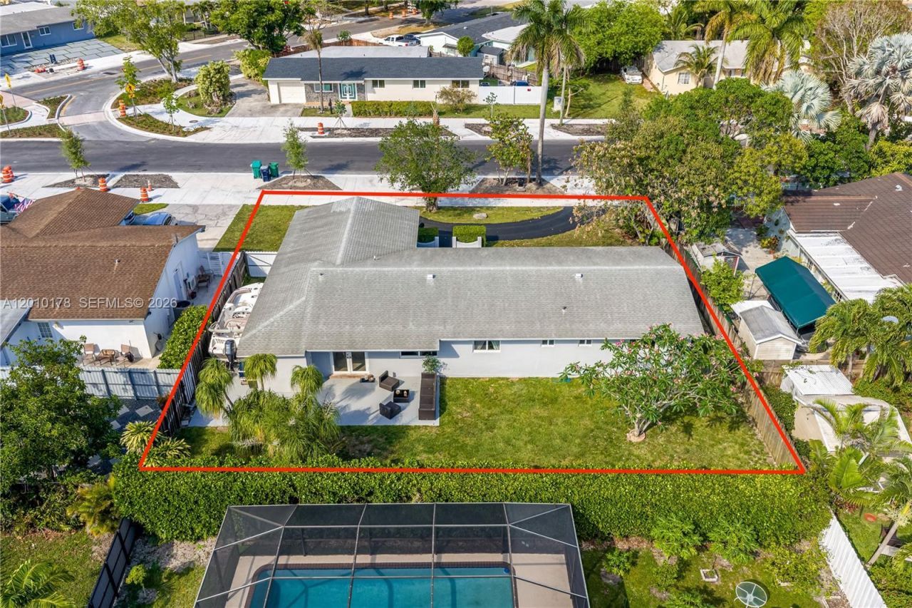 20010 Franjo Rd , Cutler Bay, FL 33189 Photo