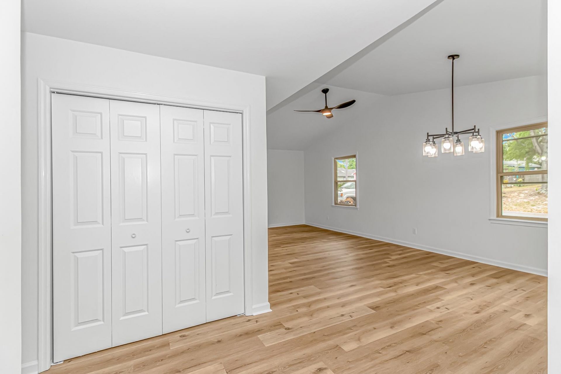 41 Channing Dr. Photo 11