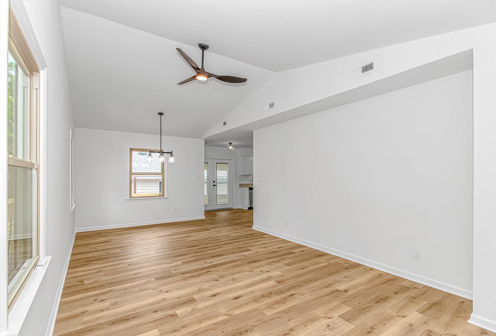 41 Channing Dr. Photo 16