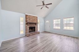 879 Pinner Pl. photo 4