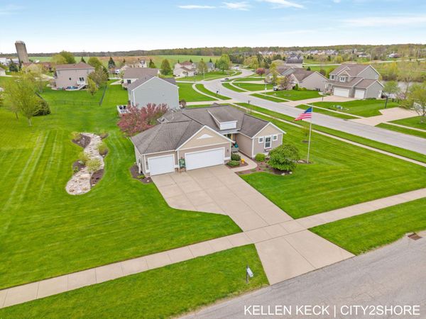 7786 Thornburst Court SE, Byron Center, MI 49315