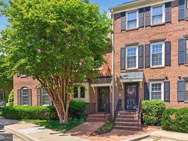 711 W ABINGDON COURT, ALEXANDRIA, VA 22314