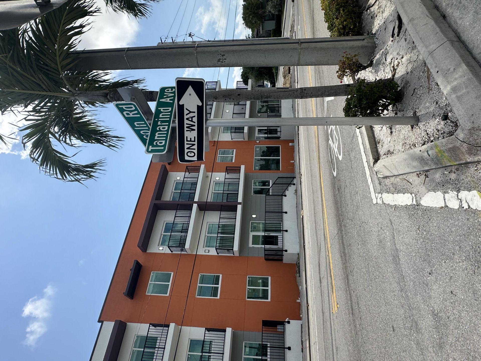 2121 N Tamarind Avenue, West Palm Beach, FL 33407 Photo