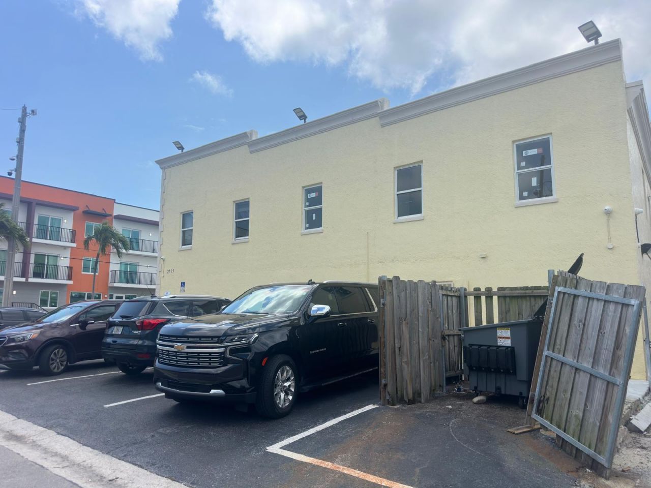 2121 N Tamarind Avenue, West Palm Beach, FL 33407 Photo